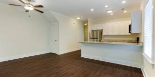 Waverly Place Gallery 22