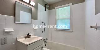 Cozy Ranch Style Home in KCMO w/ Wood Floors and a Fenced in Yard! Gallery 21