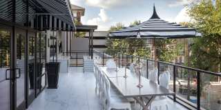 Axis Midtown Gallery 34