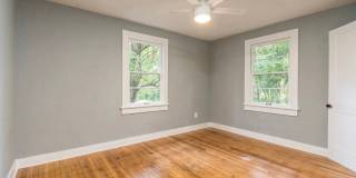 Recently Renovated 2 Bedroom Apartment in Duckpond Gallery 8