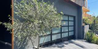 Live in the 90210! Stunning Modern Newly Renovated 2 Bedroom plus bonus room home in Beverly Hills! Gallery 7