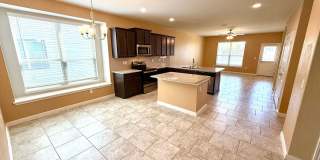 *MOVE IN SPECIAL* Spacious 4-Bedroom Single-Story Home with Modern Features & Open Living Gallery 5