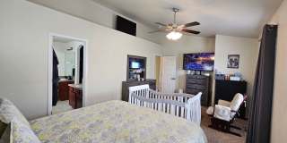 3 Bed 3 bath house in 80916! Gallery 17