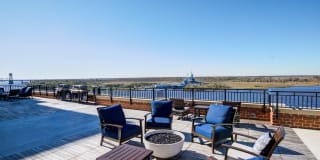 Overlook at River Place Gallery 14
