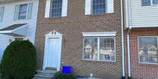 61 QUEEN Avenue Gallery 1