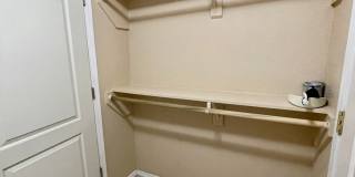 Pool Home in Victoria Meadows Gallery 19