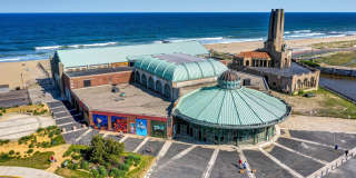 16 Abbott Avenue Gallery 63