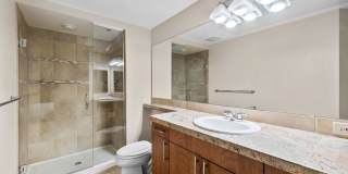 Come live in Penterra Plaza! Gallery 39