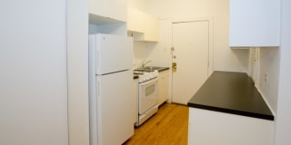 5415 S. Woodlawn Avenue Gallery 20