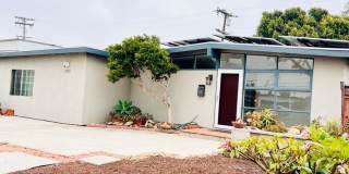 Mid Century Bungalow in prime Clairemont location! Gallery 24