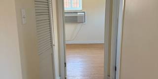 Gross Street Gallery 25