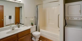 Avana Southview Gallery 77