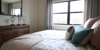 Columbia View Gallery 17