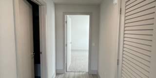 La Vida Melrose Gallery 20