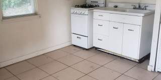Garden level 2 br  near School of Mines | Mountain views | walking distance to downtown Golden Gallery 2
