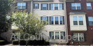 912 Rose Way Gallery 1