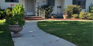 2011 E Orange Grove Gallery 1