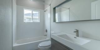 817 Potomac Gallery 26