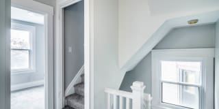 Stunning 4 bedroom home in Beechview available August 1! Gallery 19
