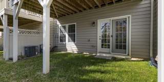 5313 STREAM BANK Lane Gallery 40