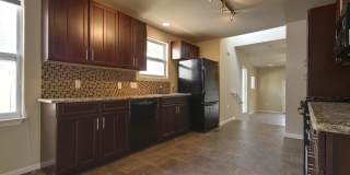 UT PRE LEASE: 2009 Remodeled 6 Bed / 3 Bath, Wood & Stained Concrete Floors, Custom High End Kitchen and Bathrooms, Just North of UT Gallery 5