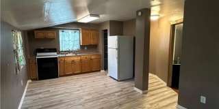 18301 Slater Rd Gallery 1