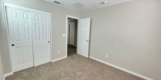 Inspirada 4-Bedroom 3-Bathroom Home! Gallery 22