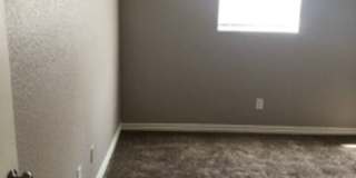 La Place 5th St Gallery 34