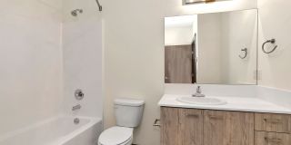 Viero Apartments - 13521 97th Ave E Viero Apartments - 13521 97th Ave E Gallery 28