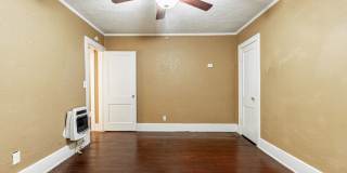 1 Bed 1 Bath apartment in Okc close to Plaza District! Gallery 42