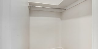1333 N Martel Avenue Gallery 6