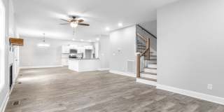 4 Bedroom 3 Bath Pet Friendly Home For Rent Off Rossview Road!! Gallery 7