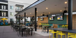 Hangar 44 Gallery 23