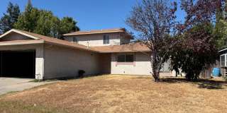 Move-In Ready 4-Bedroom Home with Good-Sized Yard Gallery 1