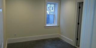 Charming 3 Bedroom-No Broker Fee Gallery 7