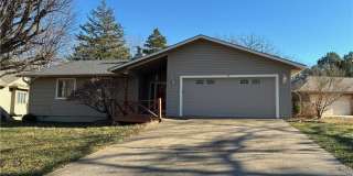 21 Farnham  DR Gallery 1