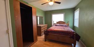 fully furnished 3-bedroom, 2-bathroom Gallery 13