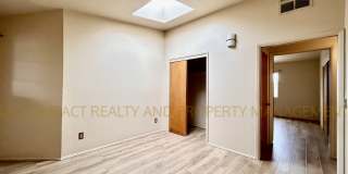 3215 North Cherry Avenue Gallery 10