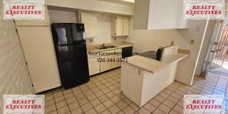 Fort Lowell & Campbell 2/1 - A/C and all appliances Gallery 7