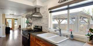 Bull Mountain Gem – Single-Level 3BR with 2 Living Areas, Large Yard & Pergola Patio Gallery 14