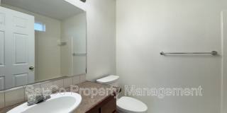 7839 NE Kian Ln Gallery 13