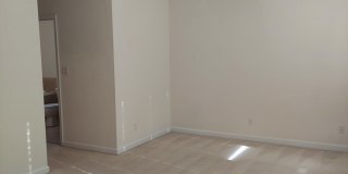 2013 Baltic Ave Gallery 13