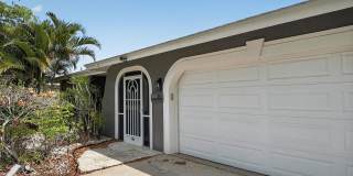 Golf Lover 4 Bed + Den and 3 Bath Pool Home in Lely Golf Estates Gallery 41