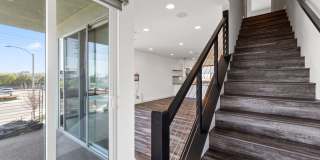 Beautiful three story live/work townhome in Westside Costa Mesa! Gallery 25