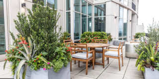 207 W WASHINGTON Square Gallery 30