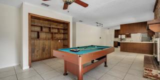 2613 Killarney Way Gallery 29