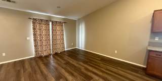 5 Bedroom on Falcon Gallery 28