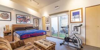 2144 Ashland Avenue Gallery 7