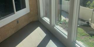 Remodeled, Upstairs 2BD / 1BA Condo Less Than 1/2 Mile From the Beach Gallery 9