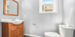 Spacious 5BR/2.5BA in Creston with Garage & Fenced Backyard Spacious 5BR/2.5BA in Creston with Garage & Fenced Backyard Gallery 8